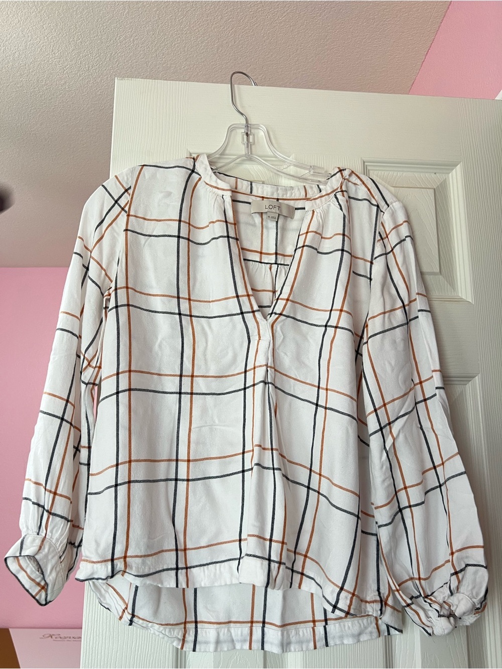 LOFT White Plaid Split-Neck long sleeve Blouse with Navy and Rust Lines size XS